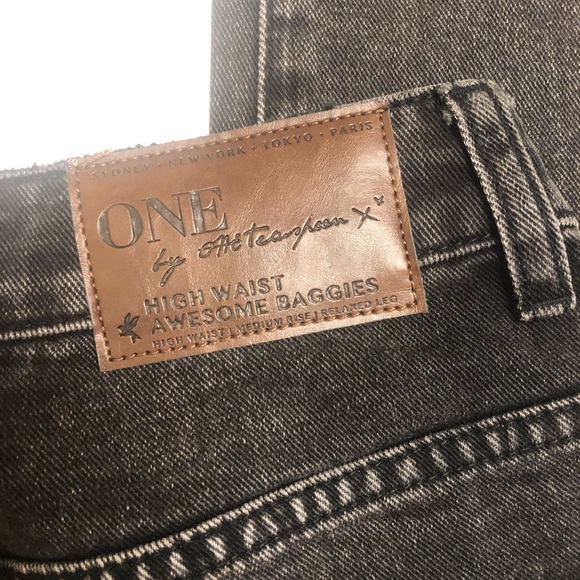NWT!! One X OneTeaspoon Distressed Blk Faded Jeans - Picture 6 of 8